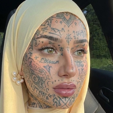 Amina Rahman, Prirodzená krása, decentný štýl